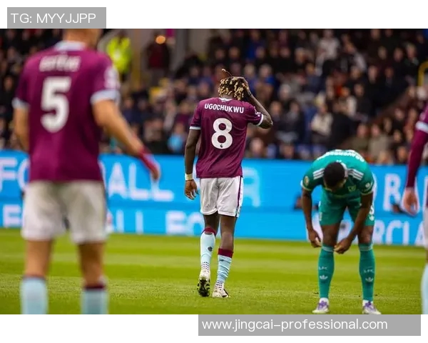 欧联杯焦点战曼联与利物浦互交白卷神奇扑救成比赛亮点